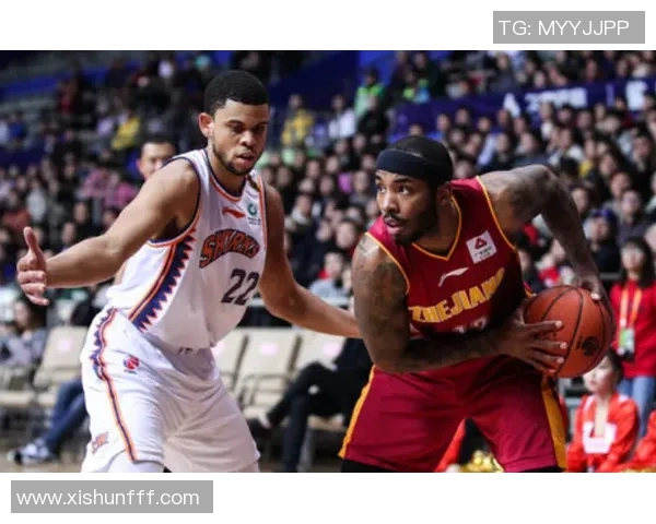 杭州篮球队以54分领跑精英赛积分榜展现强劲实力和竞争优势