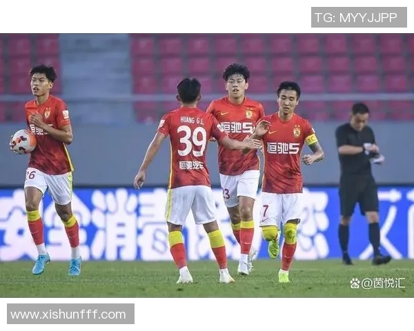 武汉网球队战术解析与未来发展策略探讨 武汉网球队战术解析与未来发展策略探讨