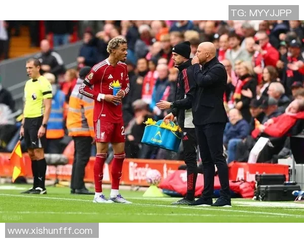 利物浦对阵曼联精彩赛事直播全程回顾与分析 利物浦对阵曼联精彩赛事直播全程回顾与分析