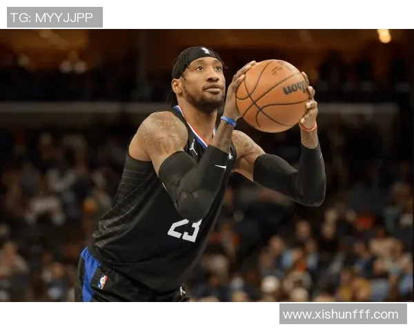 努涅斯在赛场上的崛起与挑战解析：从新星到顶级前锋的成长之路