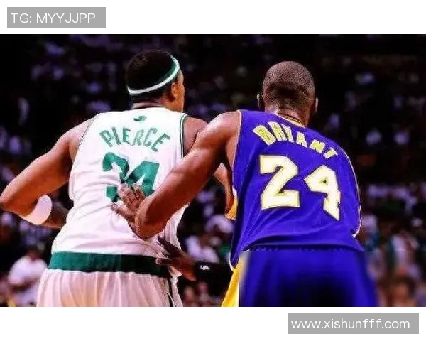 勇士与骑士NBA决赛总分对决回顾及精彩瞬间分析