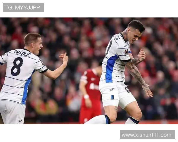 卡利亚里与桑普多亚的激烈对决展现意甲球队的实力与魅力