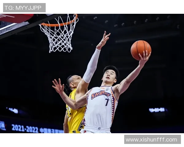 郭昊文：从篮球新星到未来之星的成长之路与挑战